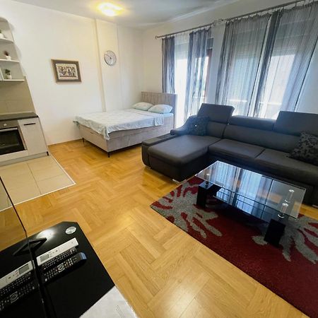 Renta Stanovi Podgorica Apartment Exterior photo